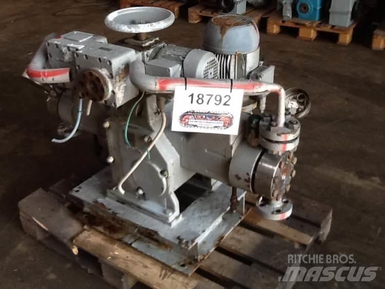 Lewa Type H4M1B pumpe Vesipumput