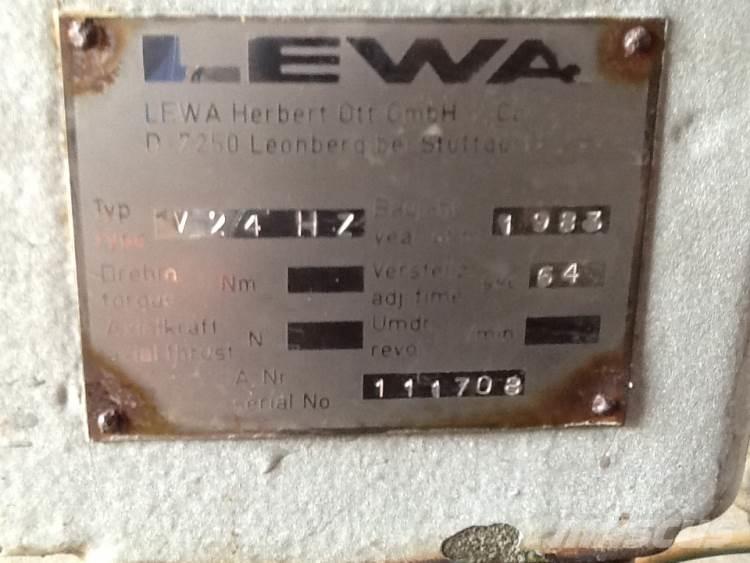 Lewa Type V24HZ pumpe Vesipumput