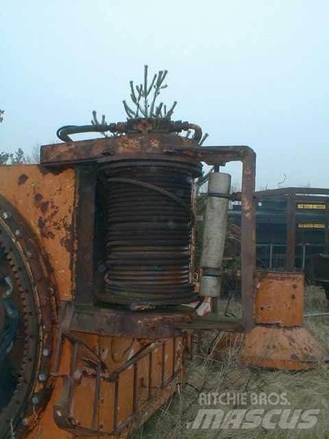 Liebherr hydr. spil - 2 stk. Nostimet ja tavarahissit