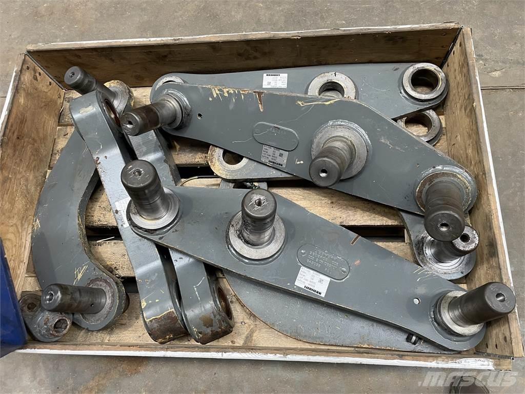 Liebherr L542 Link Arm Muut