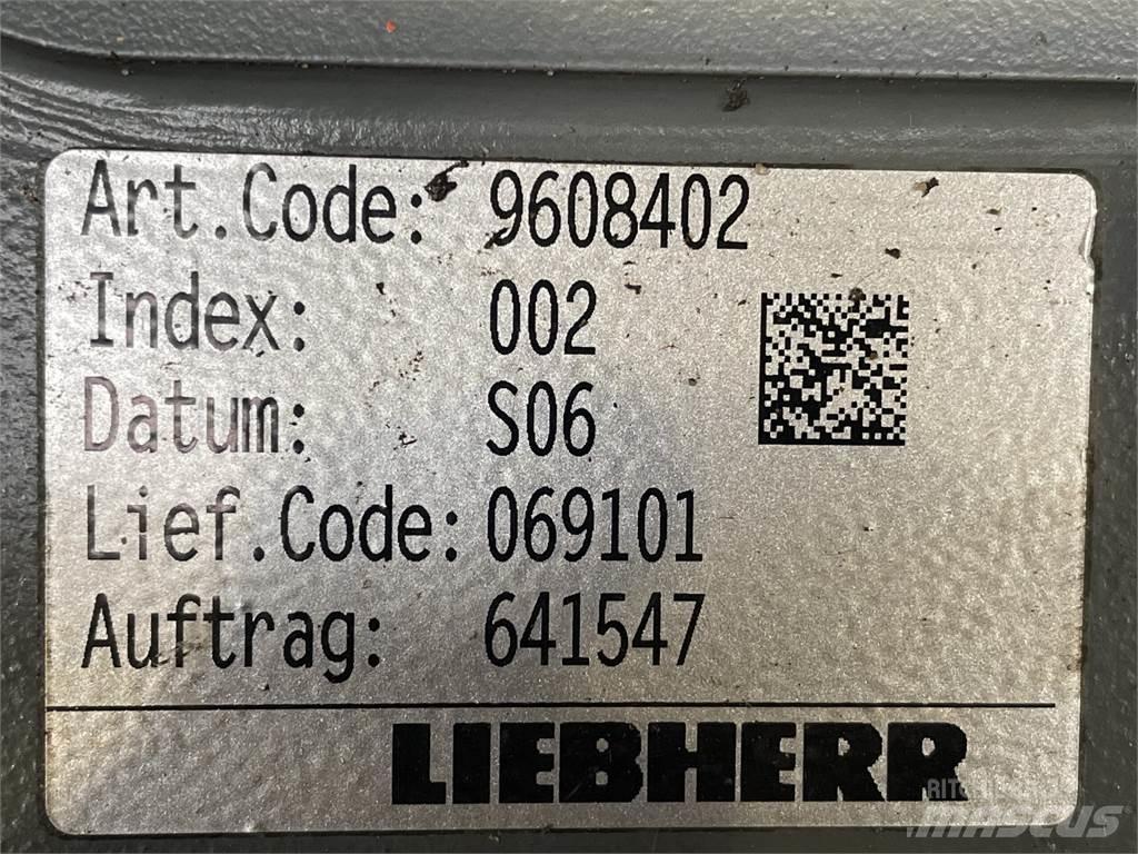 Liebherr L542 Link Arm Muut