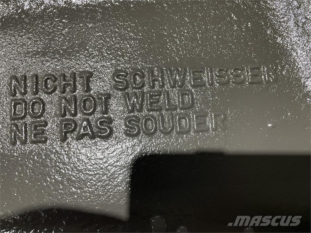 Liebherr L550 Link Muut