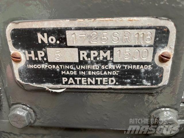 Lister 1 cylinder motor Moottorit
