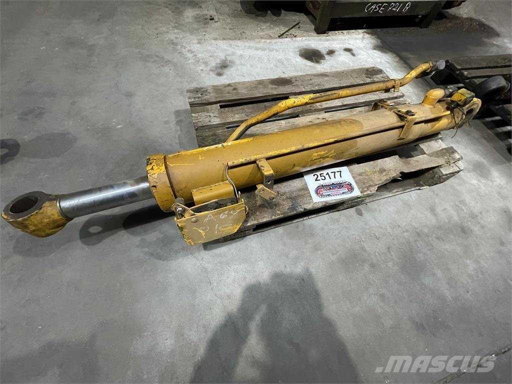  Løftecylinder ex. Ford A64 Hydrauliikka