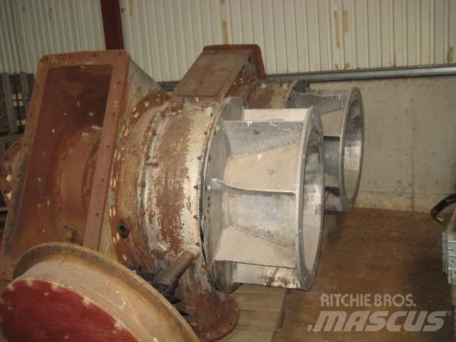 MAN 12V 32/40 turbo - 2 stk Muut