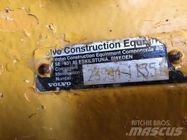  Mellemaksel ex. Volvo A25D Akselit