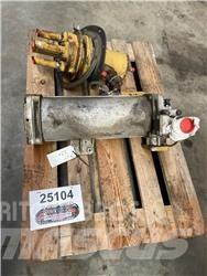  Motoroliekøler ex. Cat 330B Moottorit