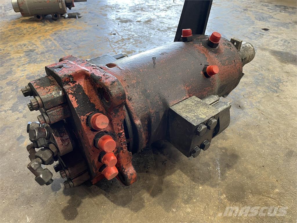 O&K MH4 Plus svirvel Hydrauliikka