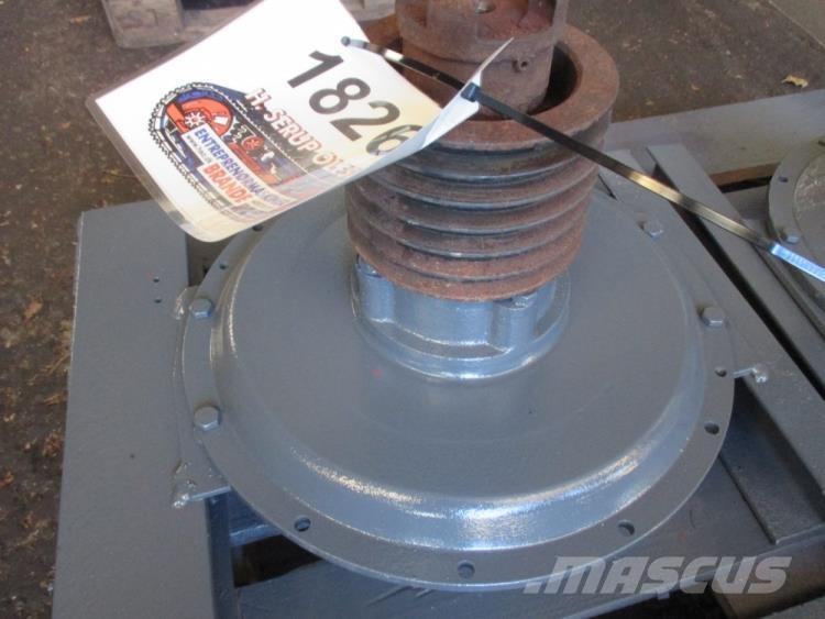  PTO flange med remskive Muut