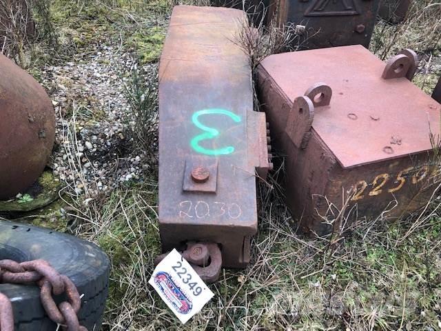  Rammeslag ca. 2030 kg Muut