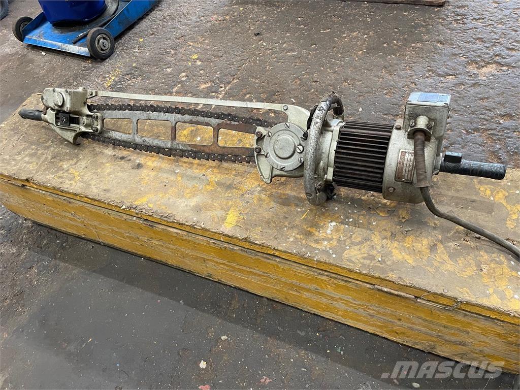  Sav Type SSK 111R Muut