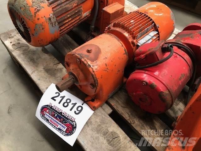  SEW Gearmotor Type R60A Moottorit