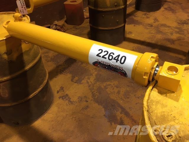  Skovlcylinder ex Ford 550 Hydrauliikka