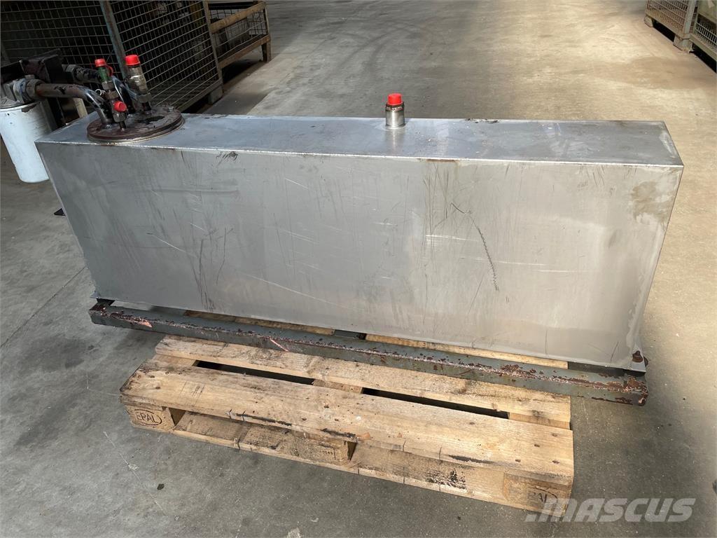  Tank, rustfri - ca. 200 Ltr. Muut