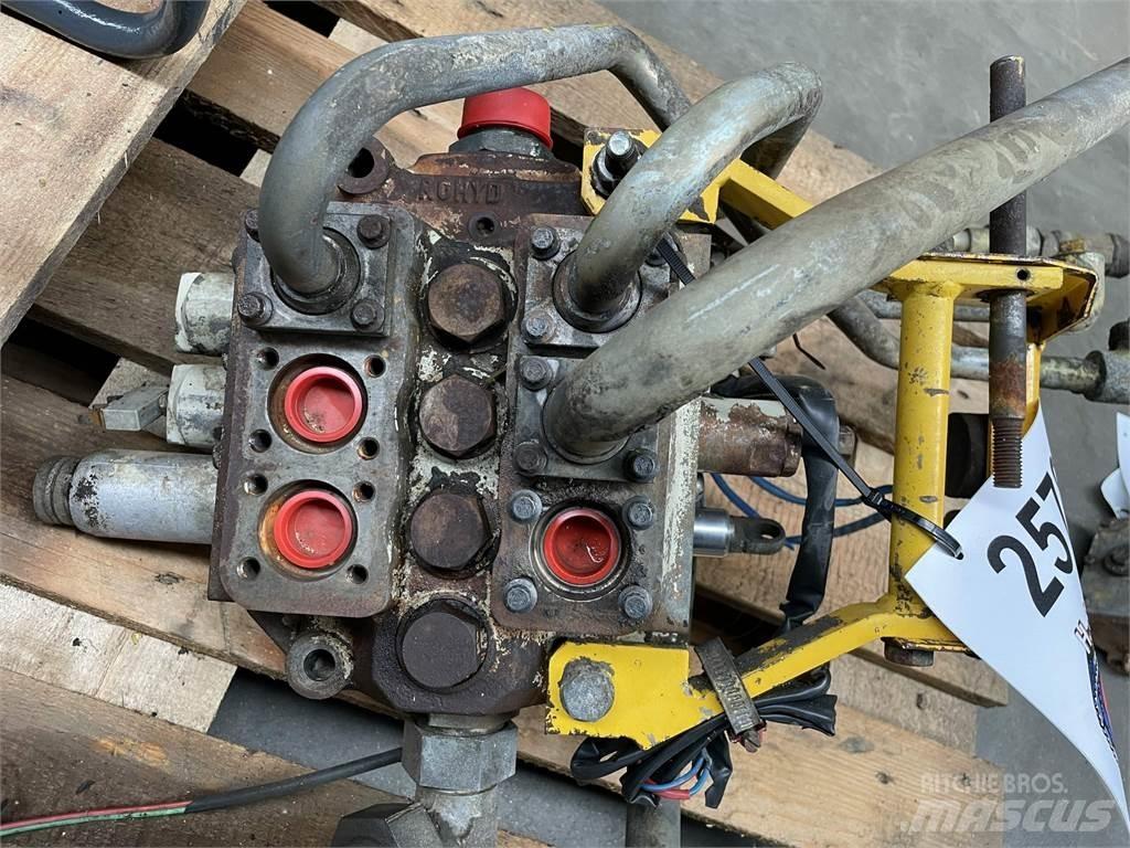 Volvo 4400 hovedventilblok Hydrauliikka