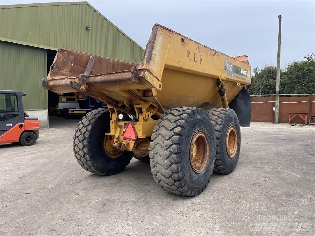 Volvo A25C dumpervogn 6x6 Minidumpperit