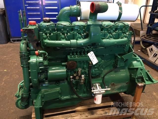 Volvo D100B motor Moottorit