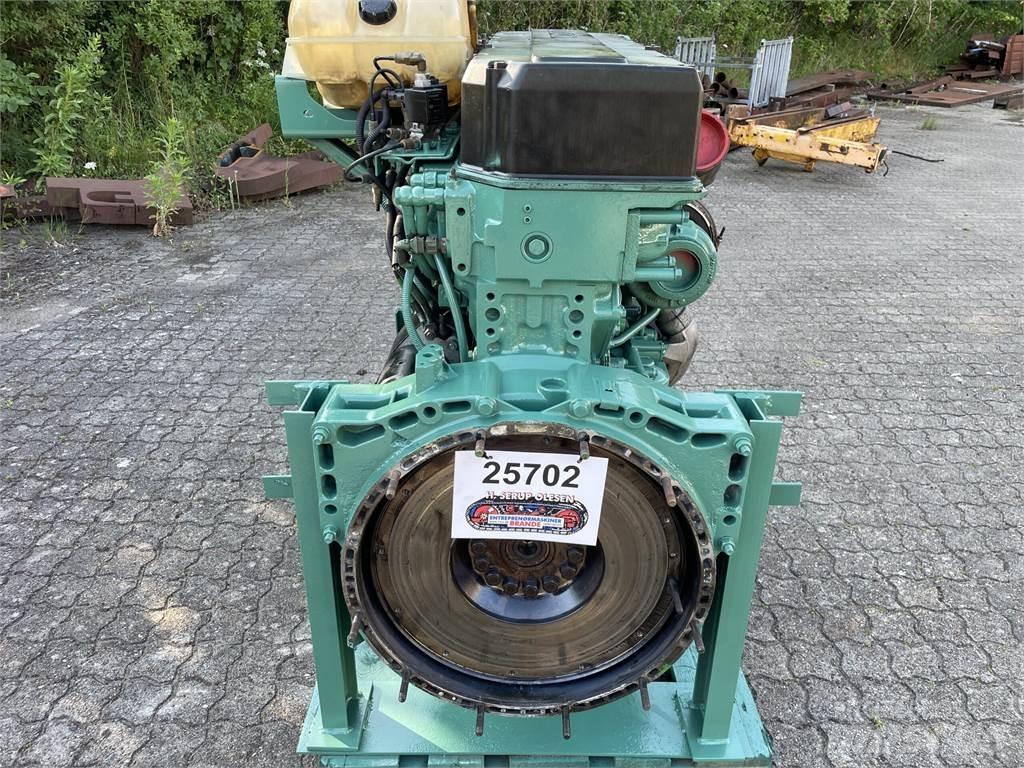 Volvo D12 motor, komplet Moottorit