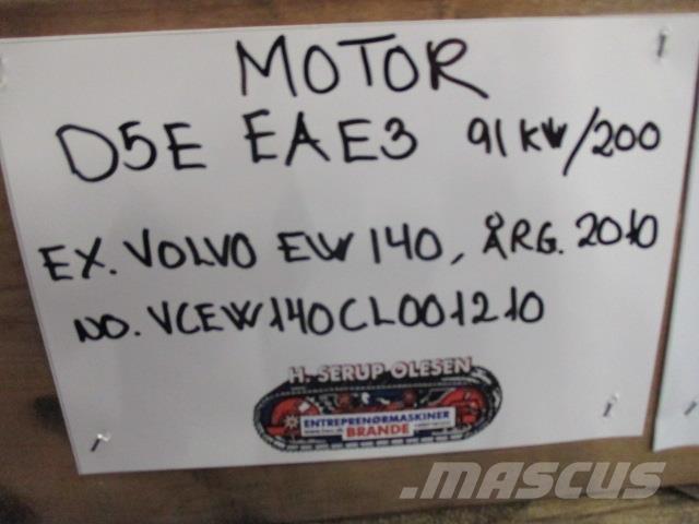 Volvo D5E EAE3 motordele Moottorit