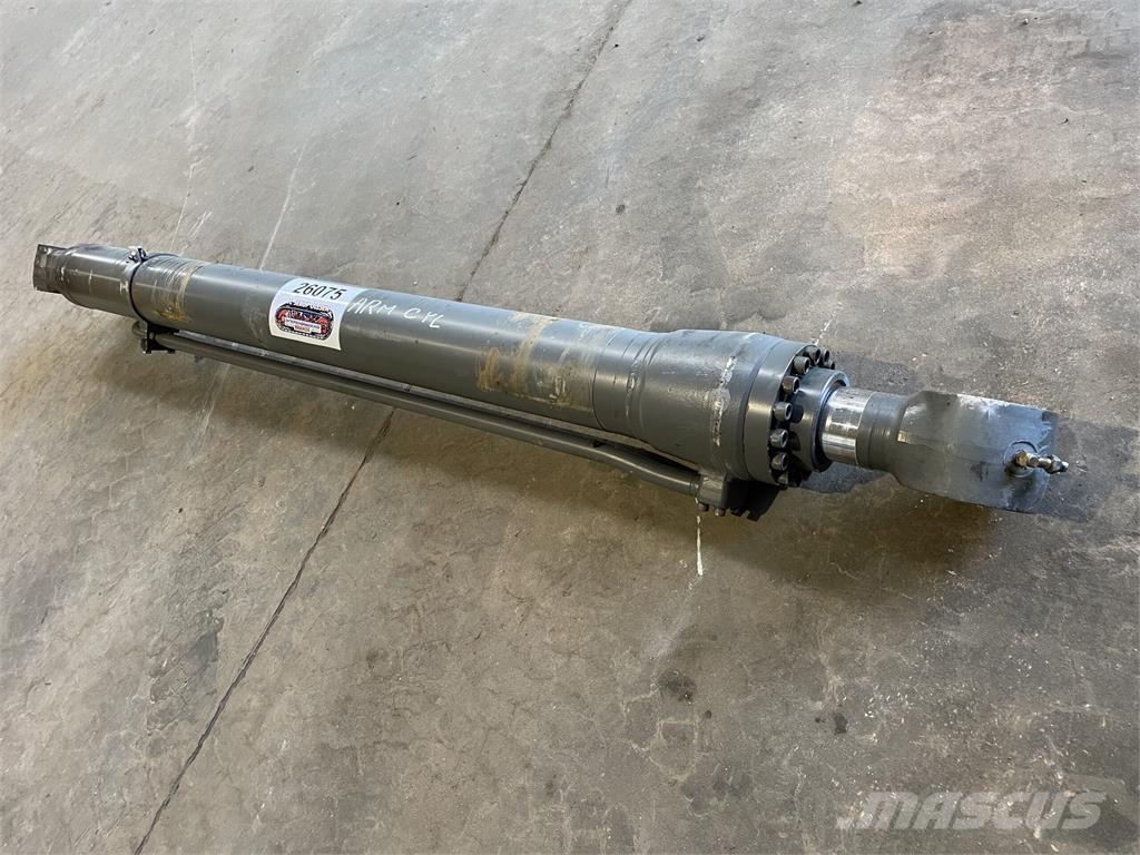 Volvo EC240CL armcylinder Hydrauliikka