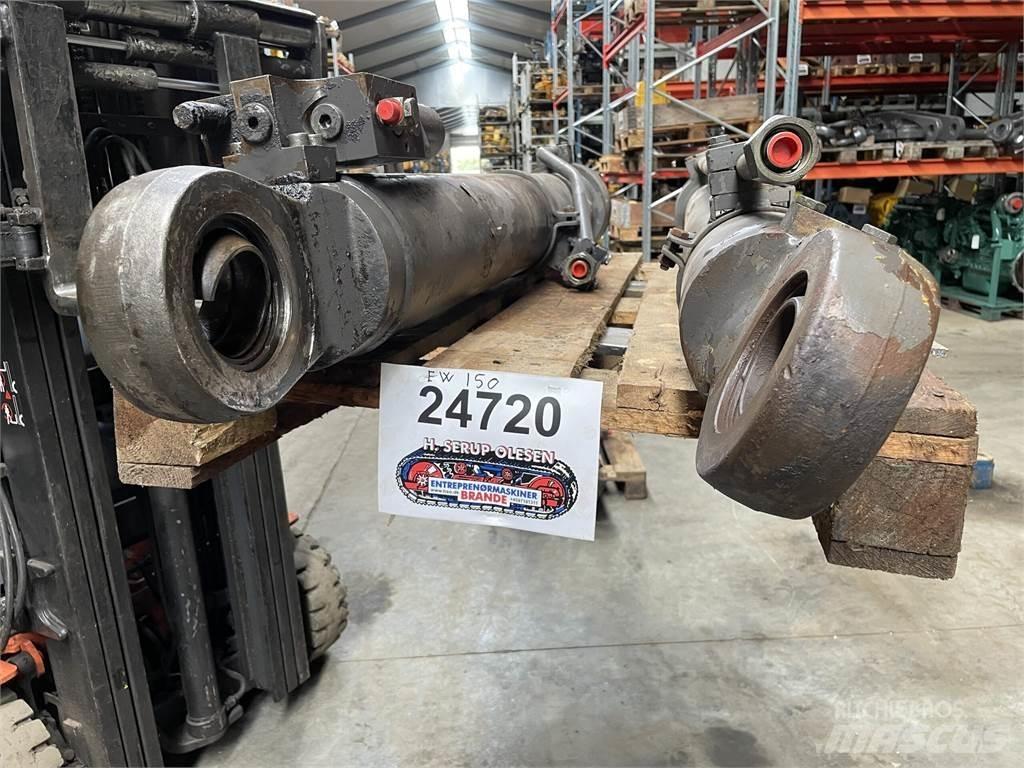 Volvo EW150 Bomcylinder Hydrauliikka
