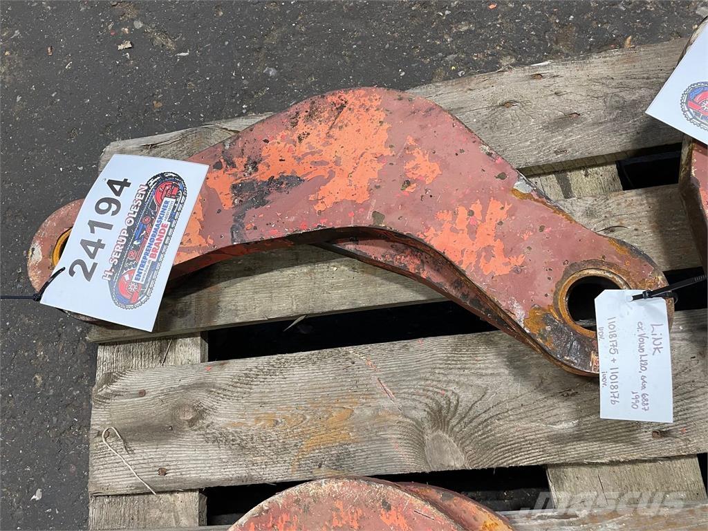 Volvo L120 Link Arm Muut