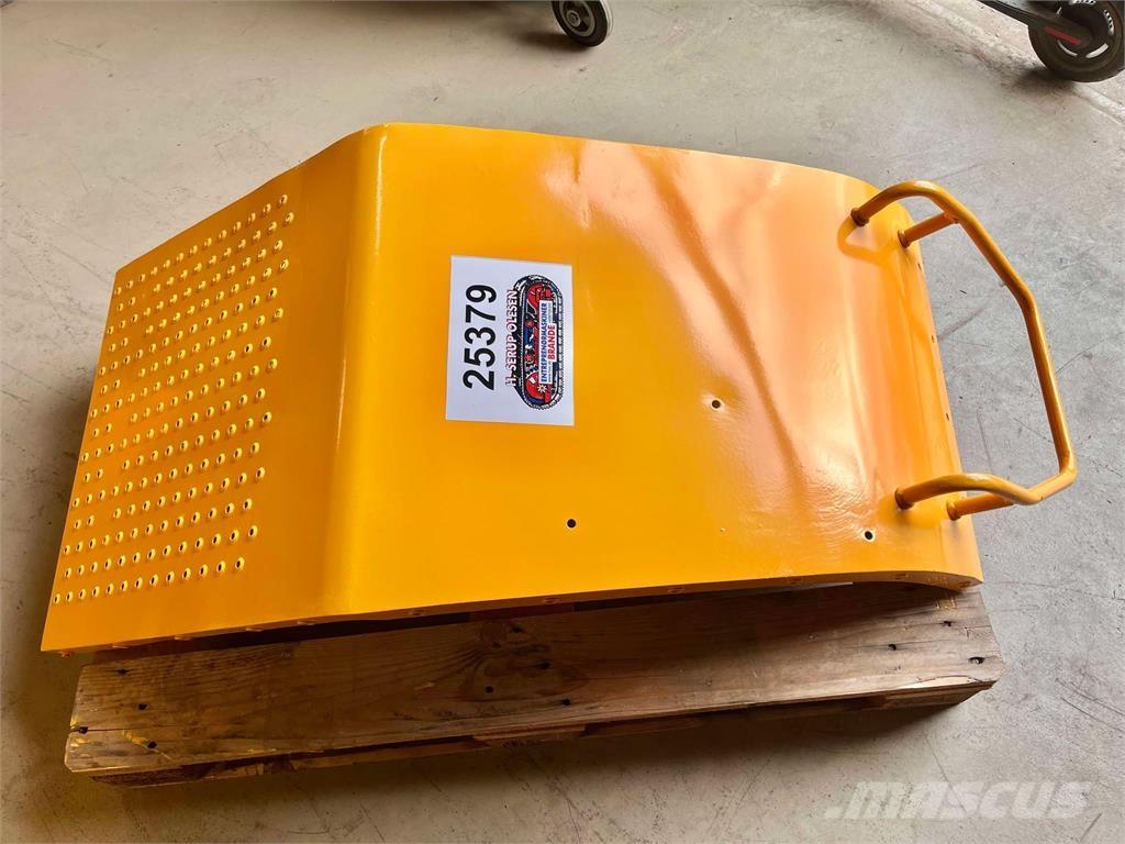 Volvo L120F bagskærm Muut