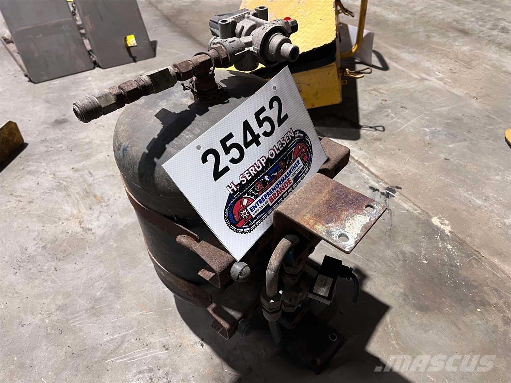 Volvo L120F lufttank Muut