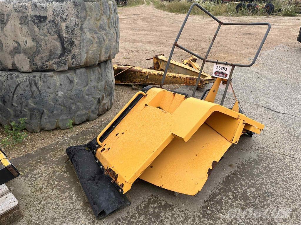 Volvo L220E højre bagskærm Muut