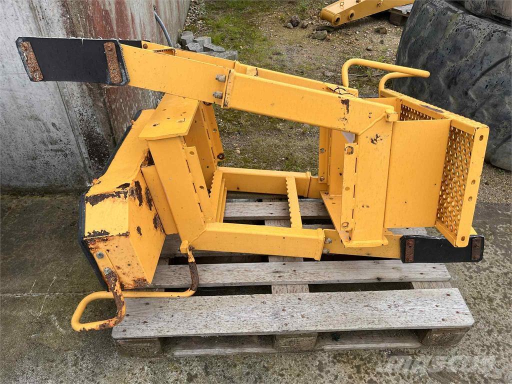 Volvo L220E trappe Muut
