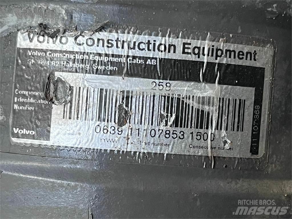 Volvo L90E løftecylinder Hydrauliikka