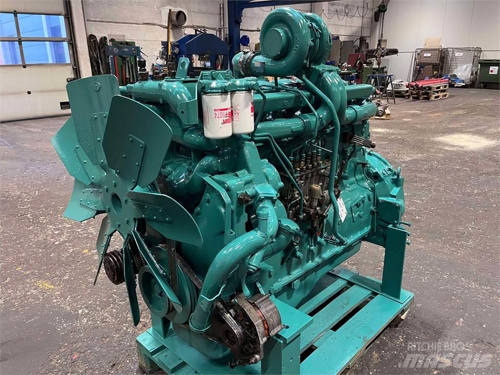 Volvo TD121G motor Moottorit