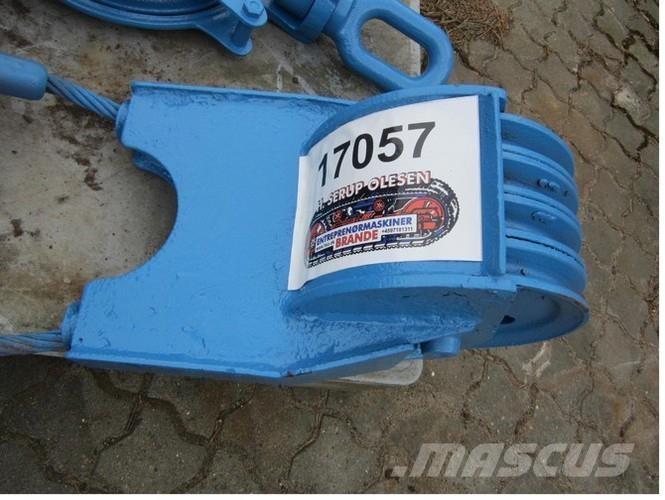  Wireblok med 4 wirehjul Nosturien osat ja lisävarusteet