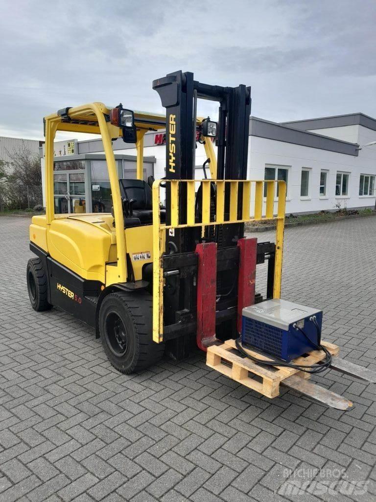 Hyster J5.0XN6 Sähkötrukit