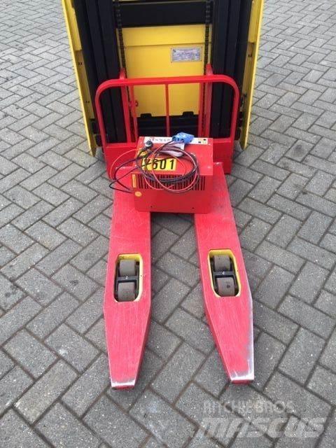 Hyster S1.5S Käyden ajettavat pinoamistrukit