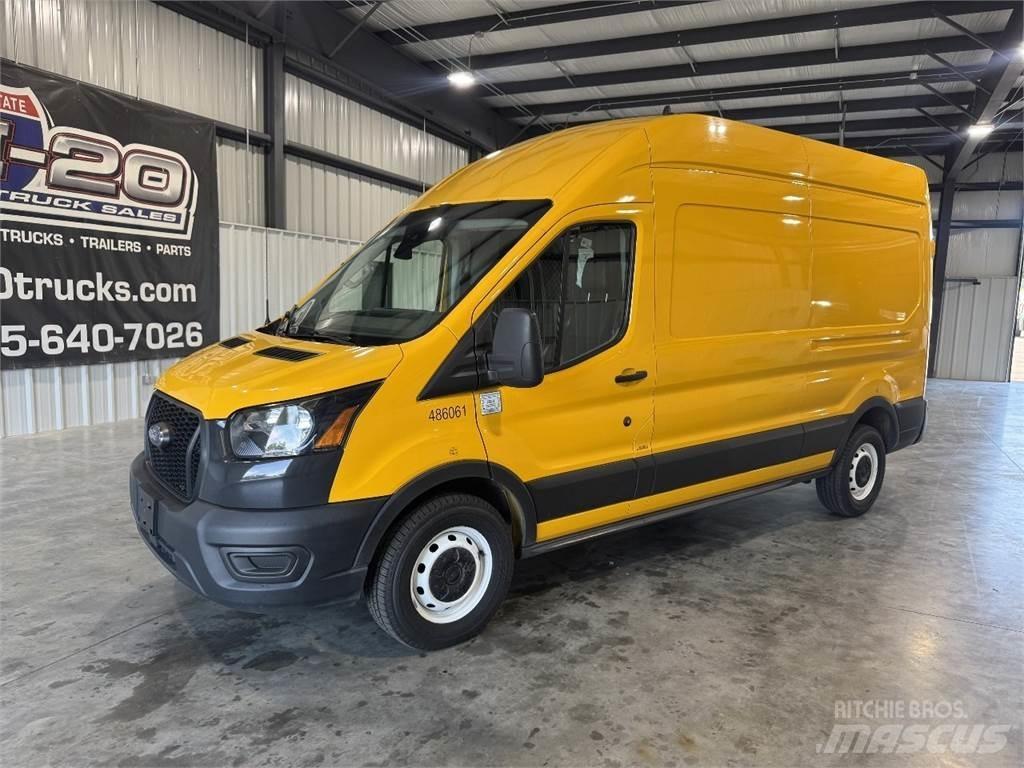 Ford Transit 250 Lava-autot