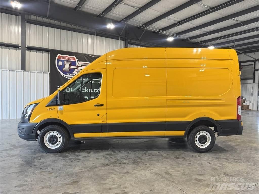 Ford Transit 250 Lava-autot