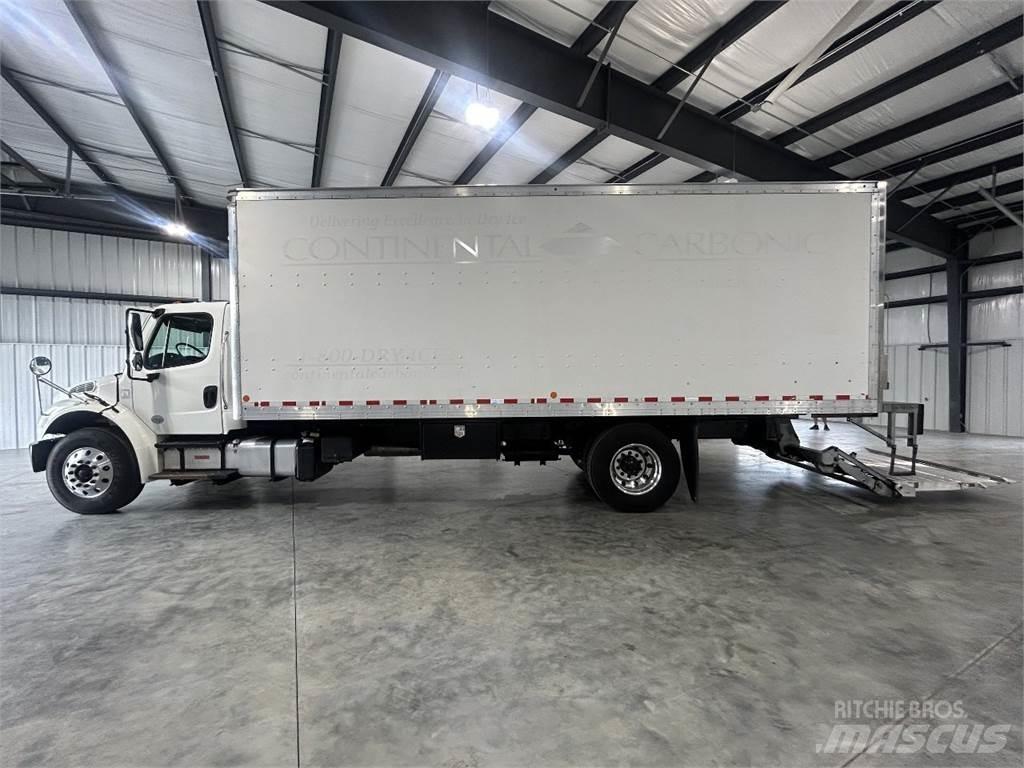 Freightliner M2 Umpikorikuorma-autot