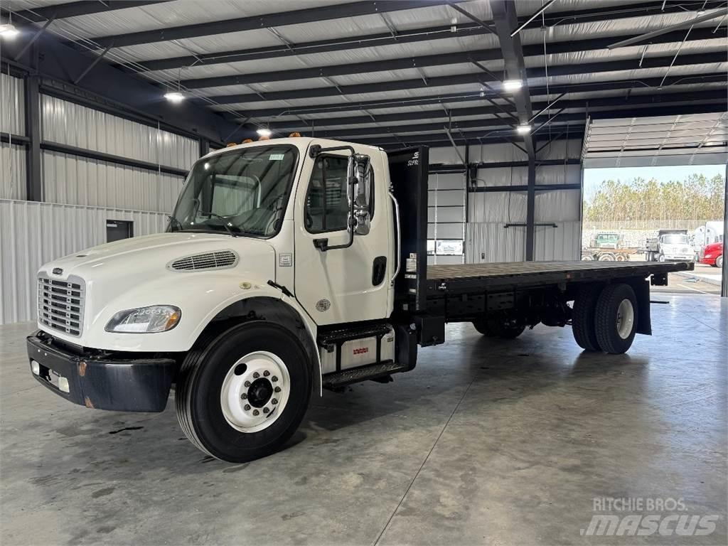 Freightliner M2 106 Lava-kuorma-autot