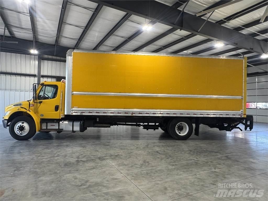 Freightliner M2 106 Umpikorikuorma-autot