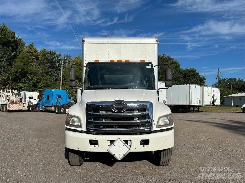 Hino 268 Umpikorikuorma-autot