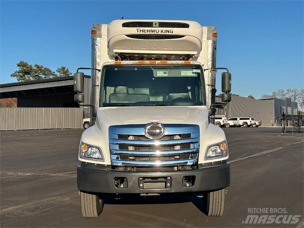 Hino 268 Kylmä-/Lämpökori kuorma-autot