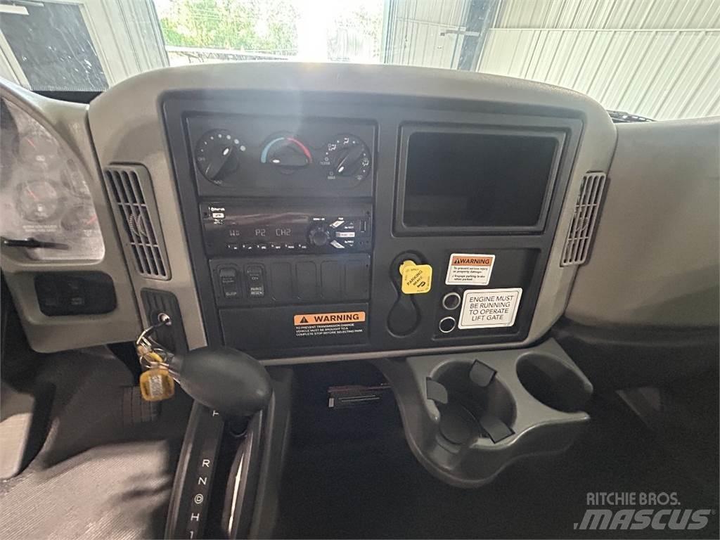 International 4300 Umpikorikuorma-autot