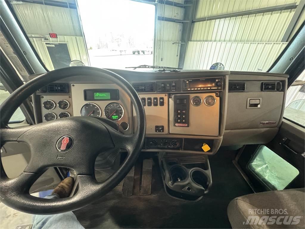 Kenworth T270 Umpikorikuorma-autot