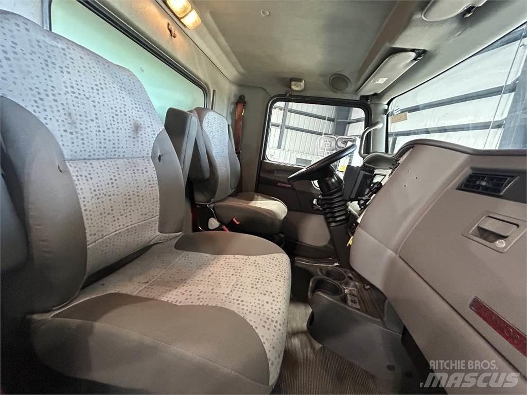 Kenworth T270 Umpikorikuorma-autot