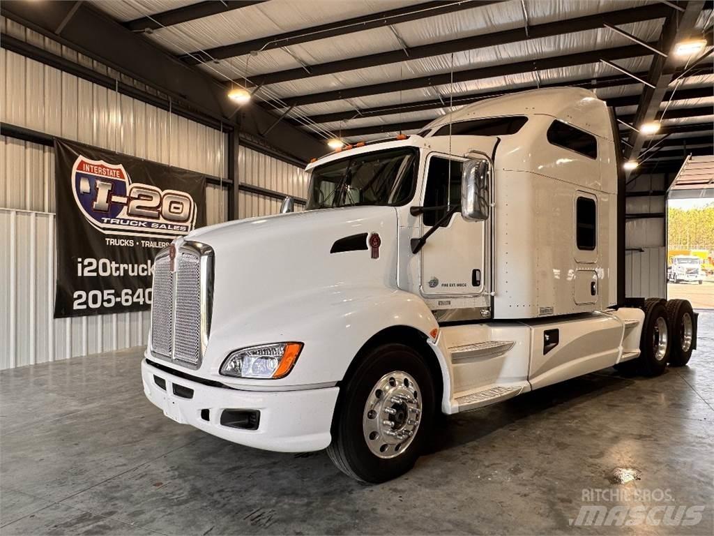 Kenworth T660 Vetopöytäautot