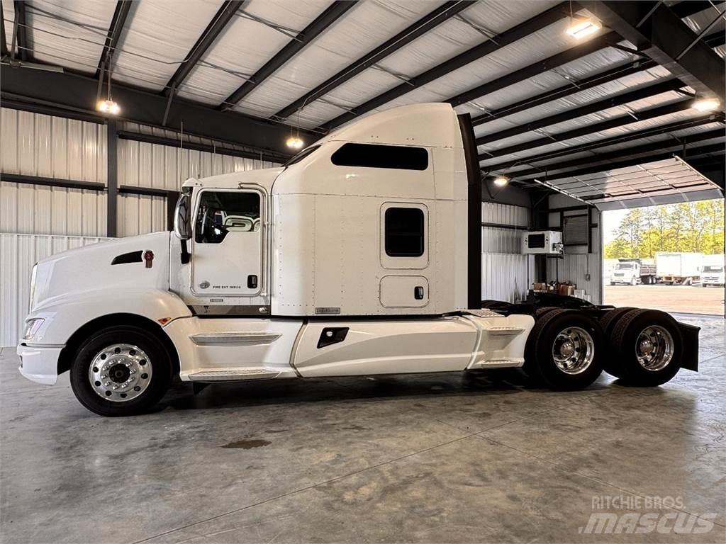 Kenworth T660 Vetopöytäautot