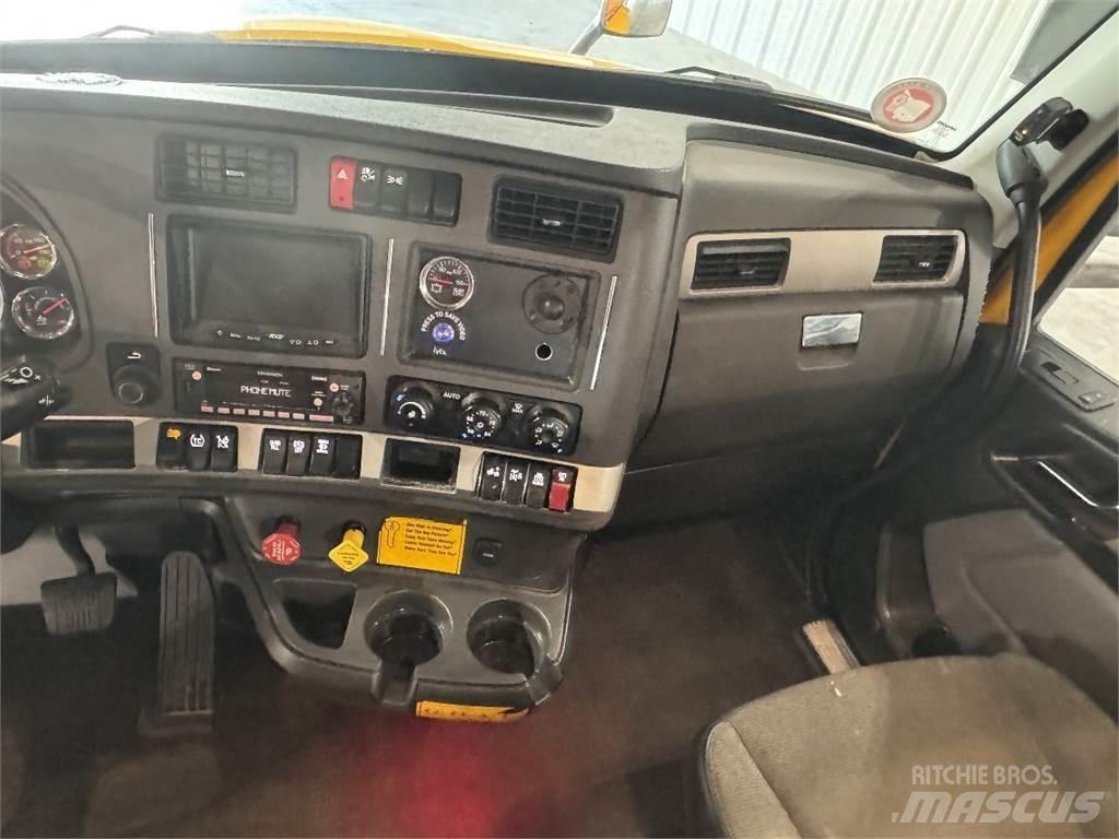 Kenworth T680 Vetopöytäautot