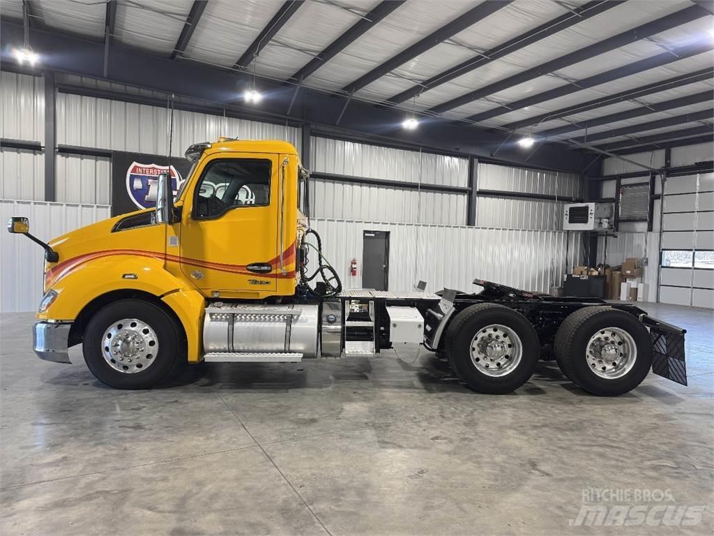 Kenworth T680 Vetopöytäautot