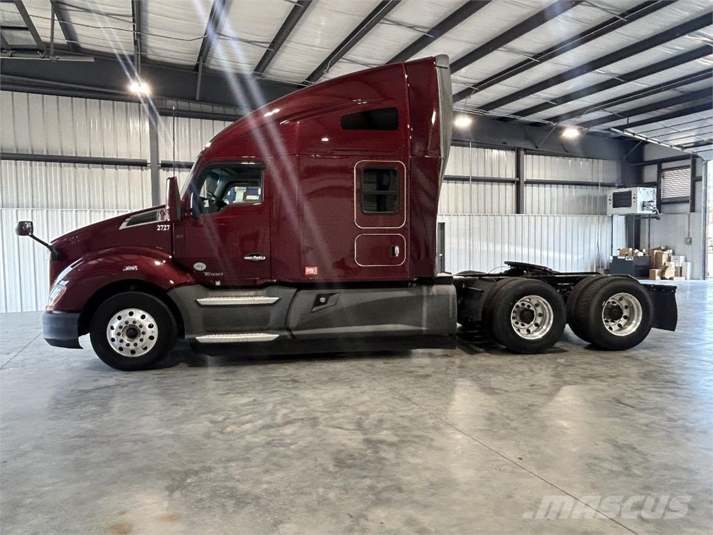 Kenworth T680 Vetopöytäautot